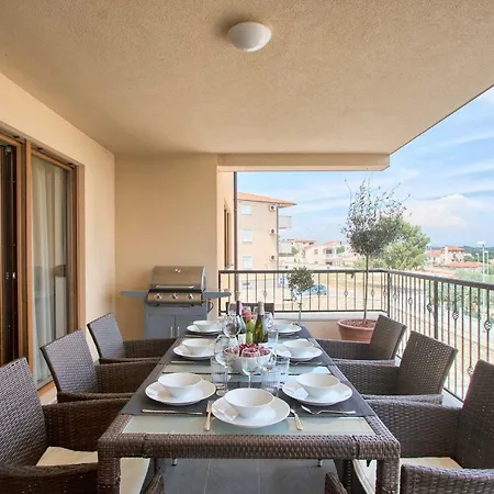 Peninsula Appartement