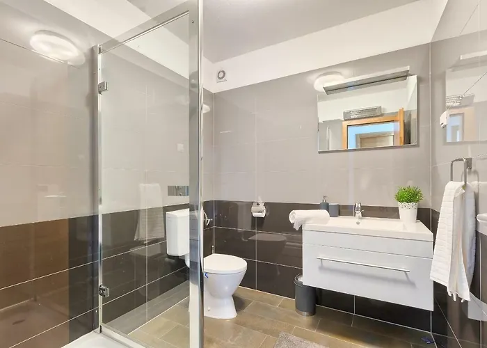 Peninsula * Ližnjan