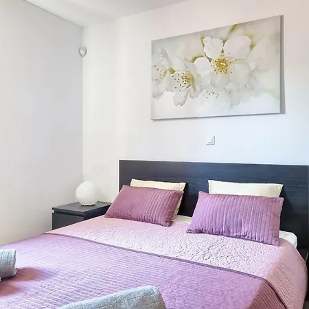 Peninsula Apartman *