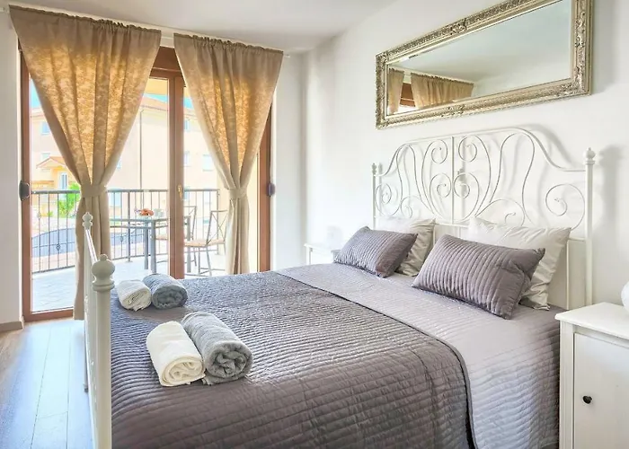 Peninsula * Ližnjan